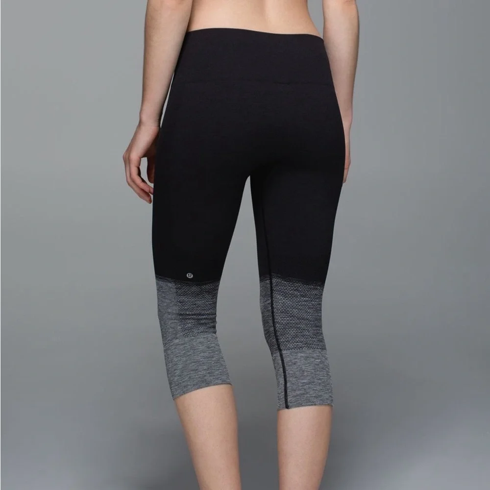 Lululemon Seamlessly Street Crop Pants -Heathered Black Size 6
